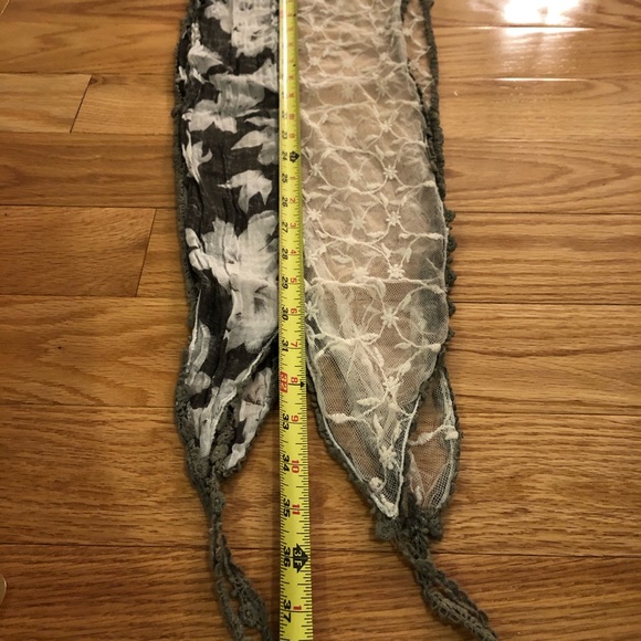 Boutique Scarf - Picture 4 of 5